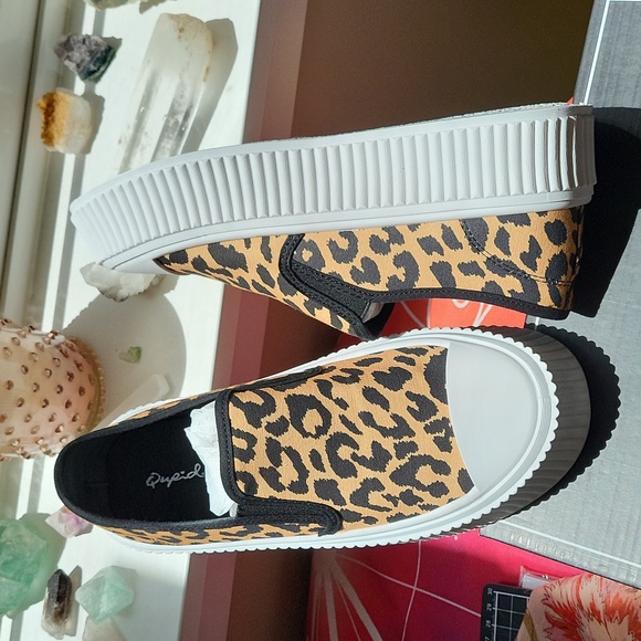 NIB 🐆 Platform leopard print slip-on sneakers - Picture 12 of 12